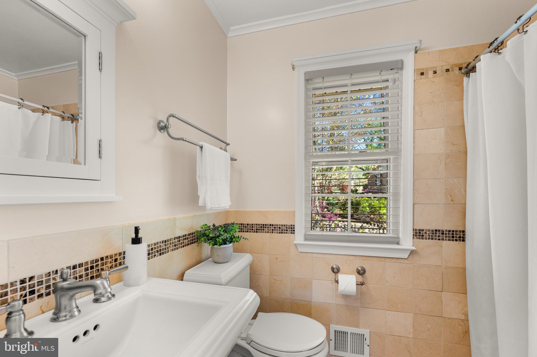 WEST SPRINGFIELD - Residential