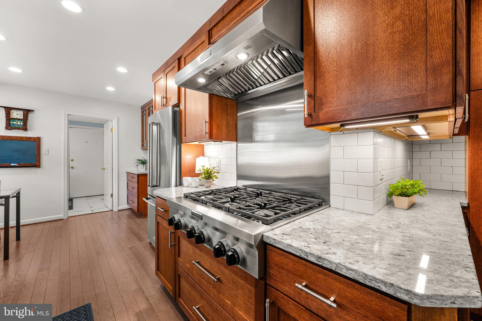 WEST SPRINGFIELD - Residential