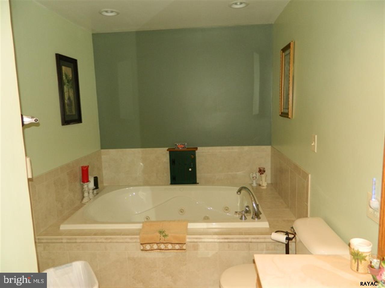 BROGUE - Residential