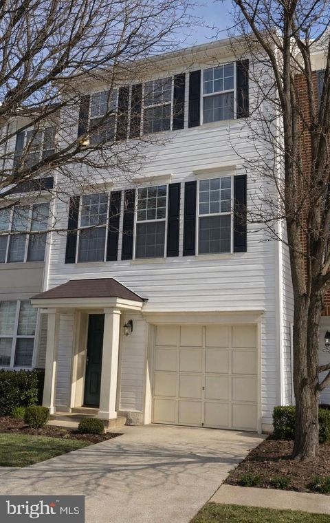 21946 THOMPSON SQUARE STERLING VA 20166