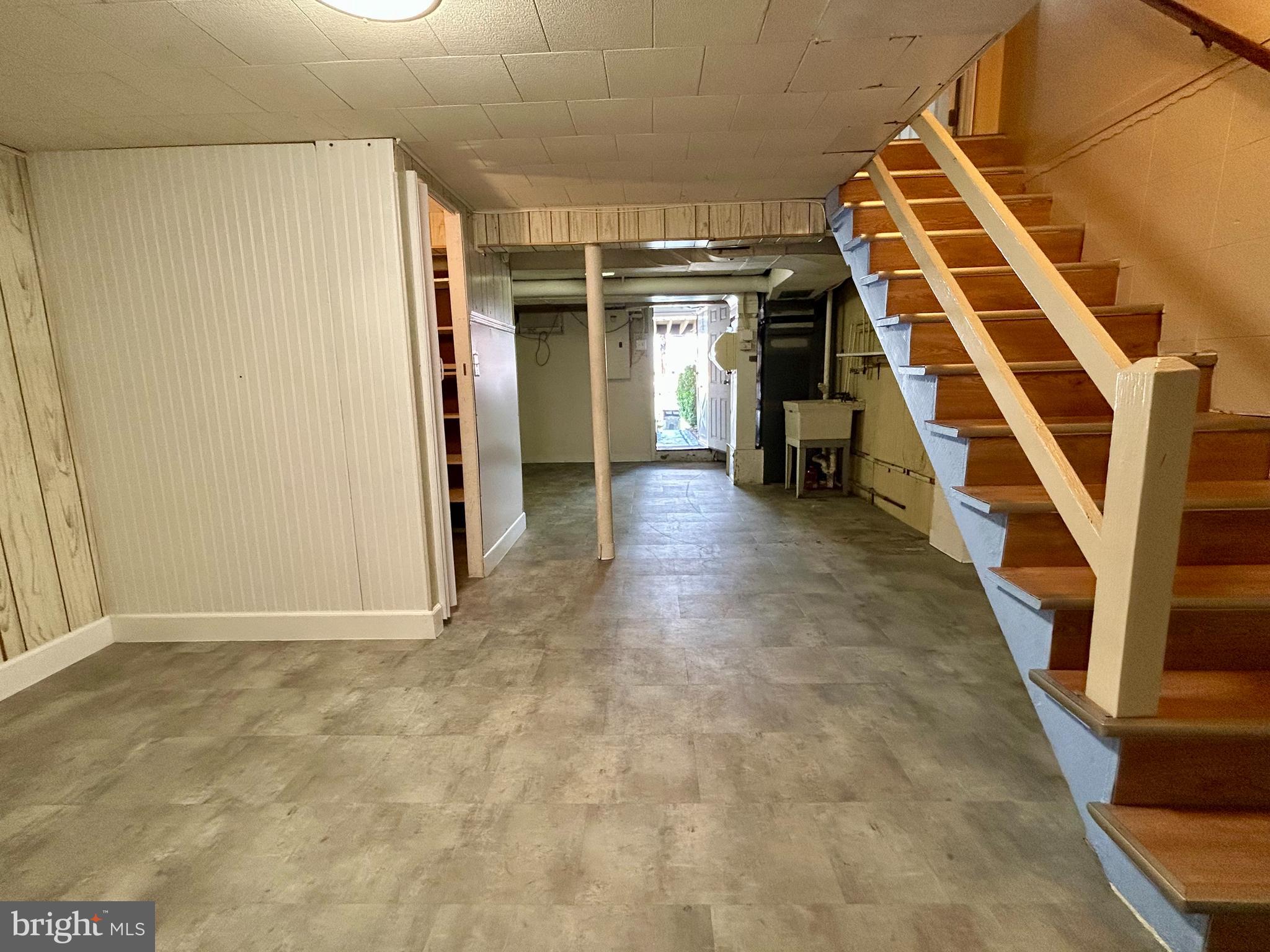 EASTWOOD - Residential