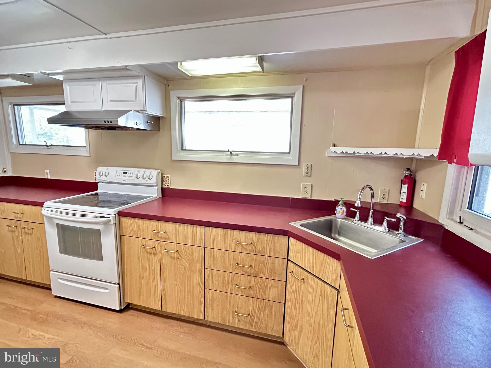 EASTWOOD - Residential