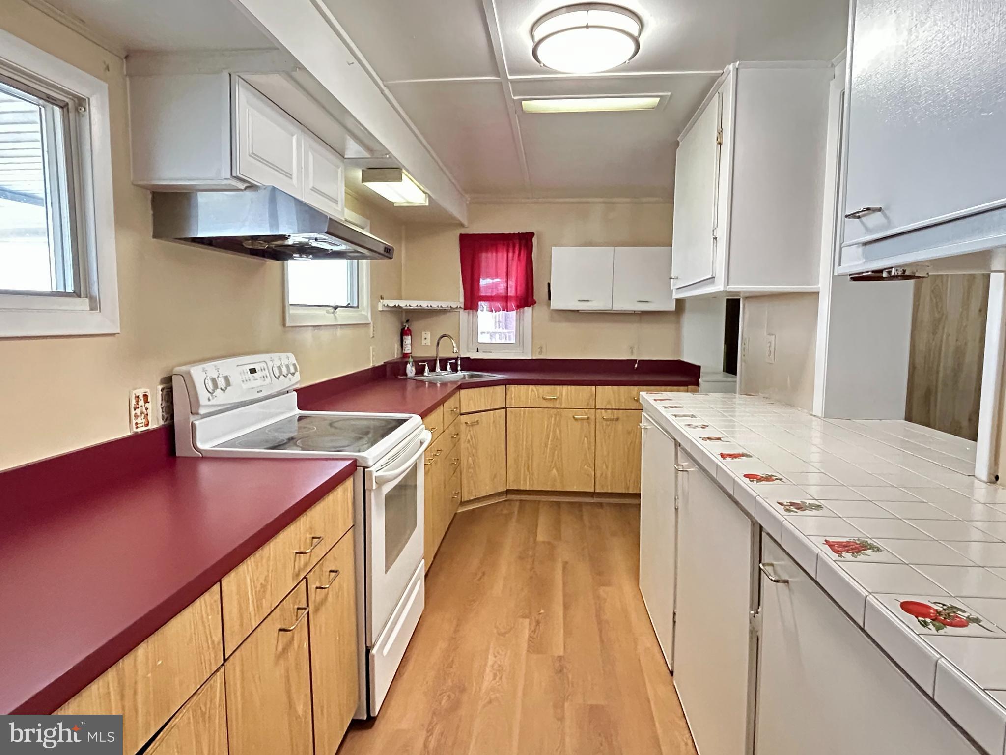 EASTWOOD - Residential