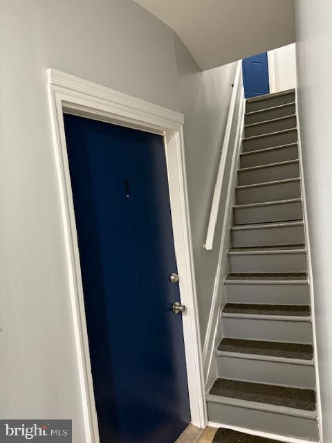 WAVERLY - Residential Lease