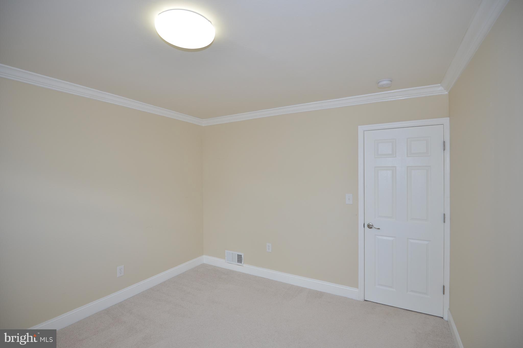 CRESTWOOD MANOR - Residential