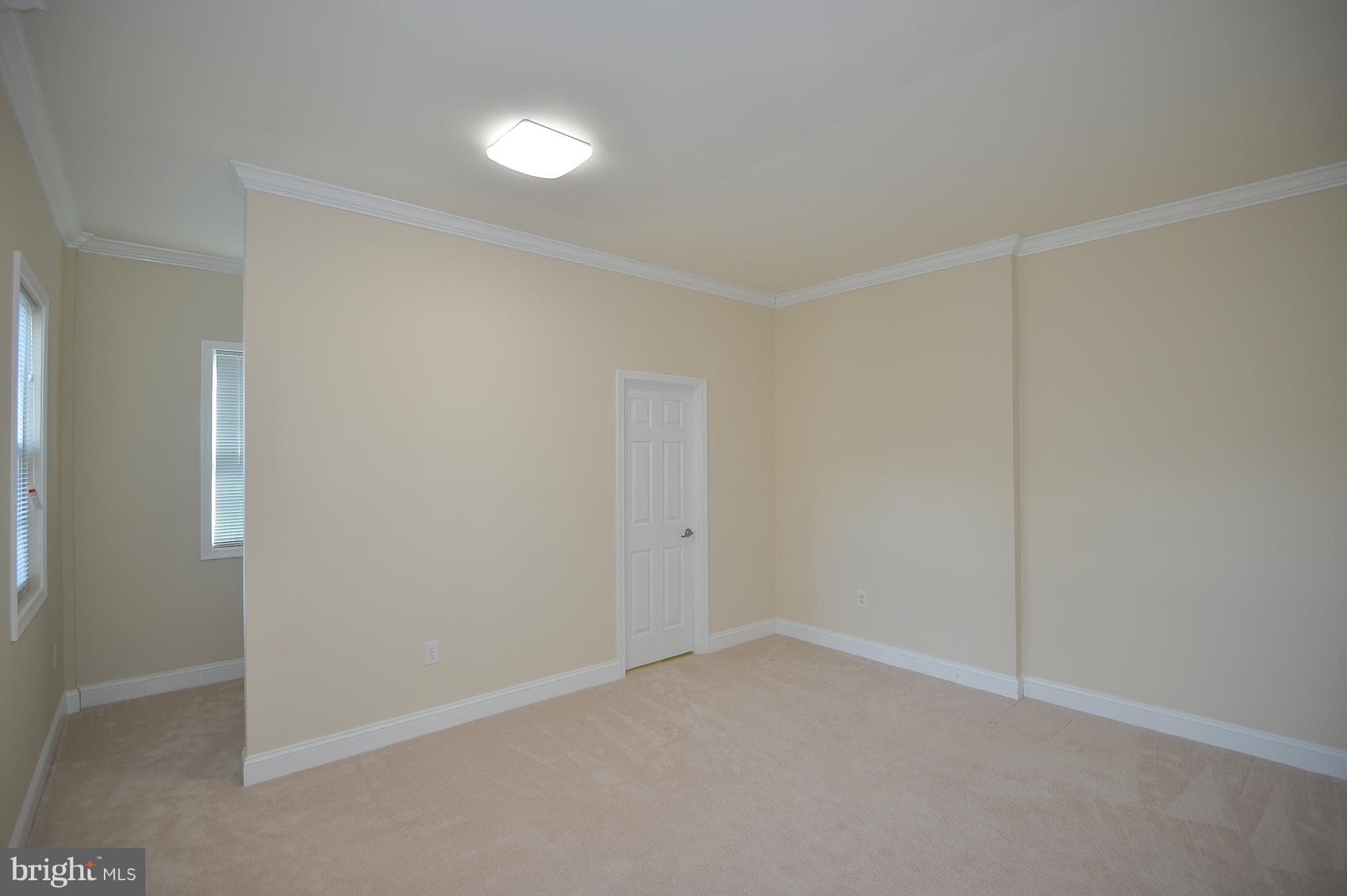 CRESTWOOD MANOR - Residential