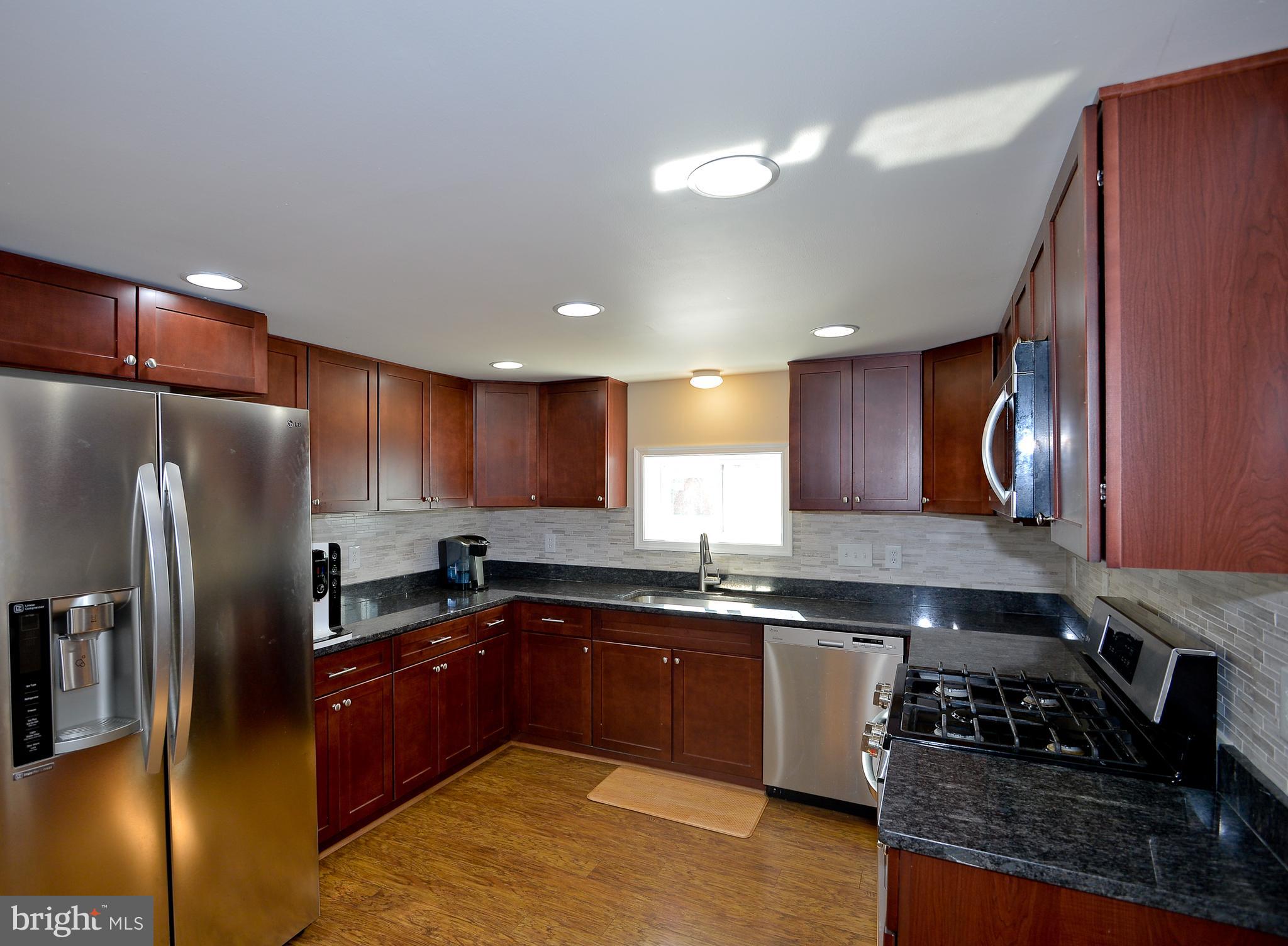 CRESTWOOD MANOR - Residential