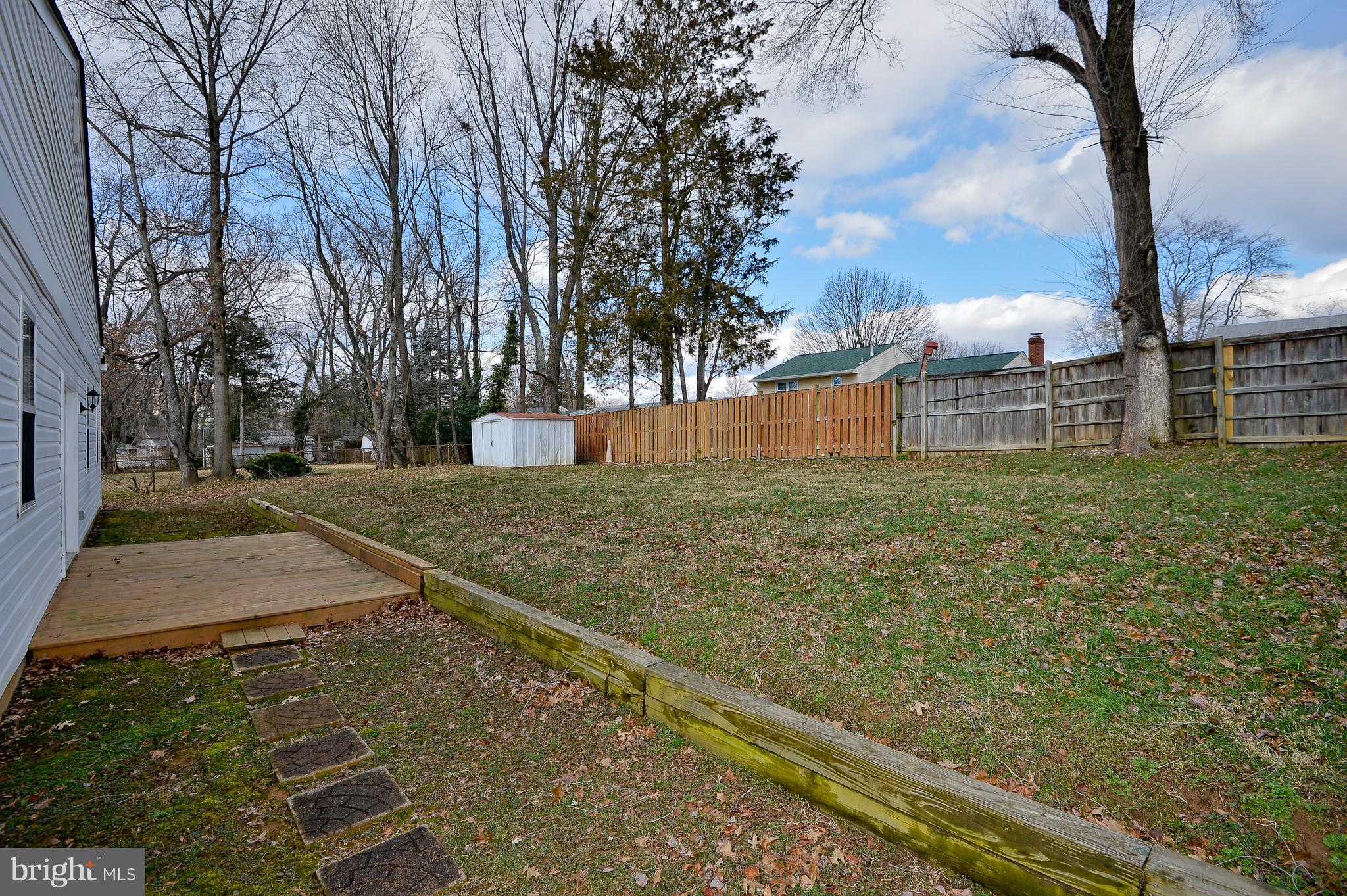 CRESTWOOD MANOR - Residential