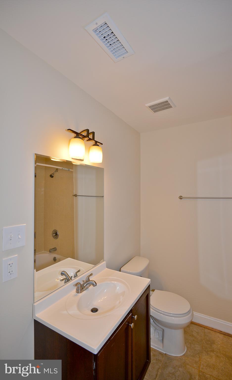 CRESTWOOD MANOR - Residential