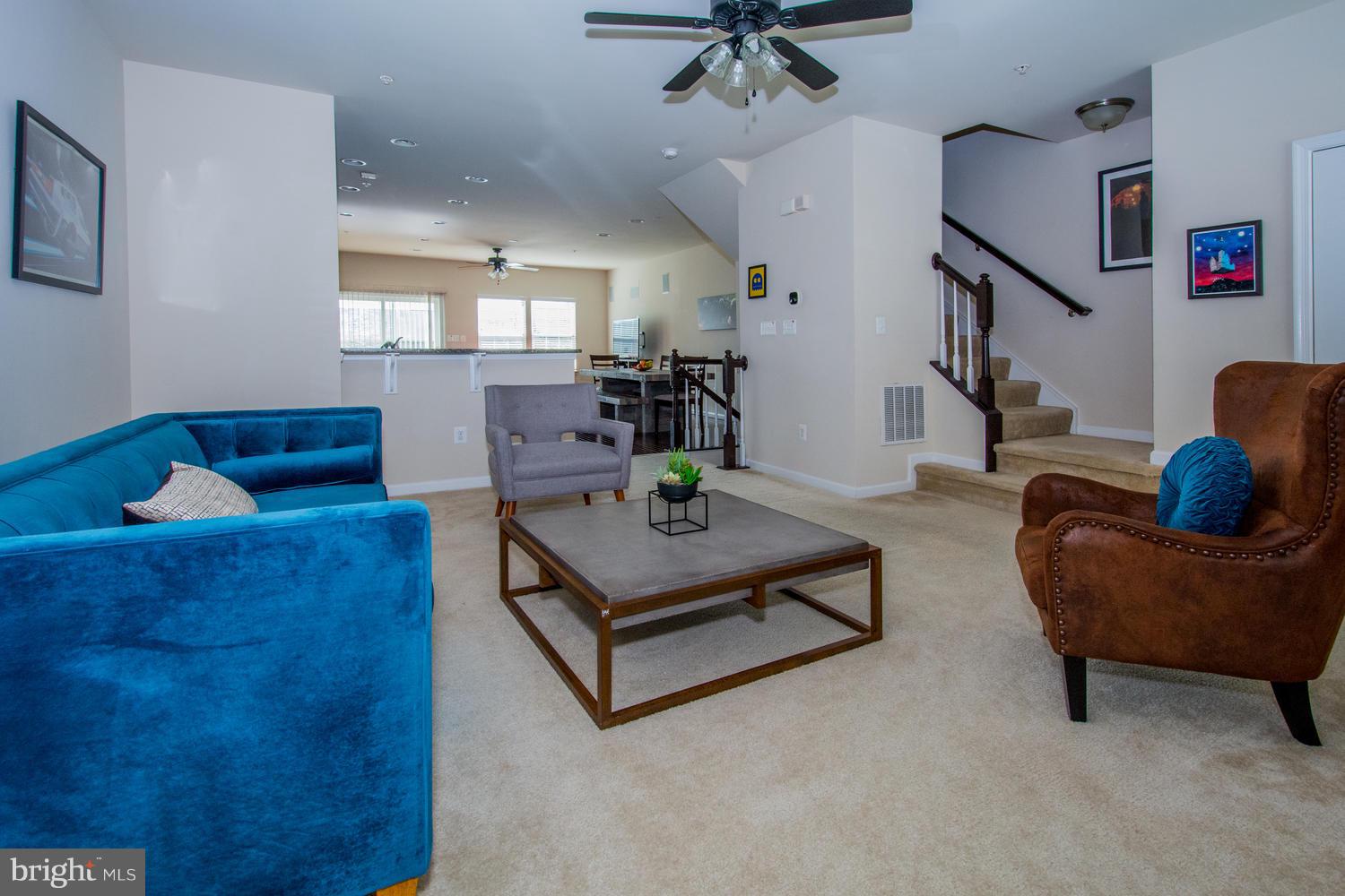 HOWARD SQUARE - Residential