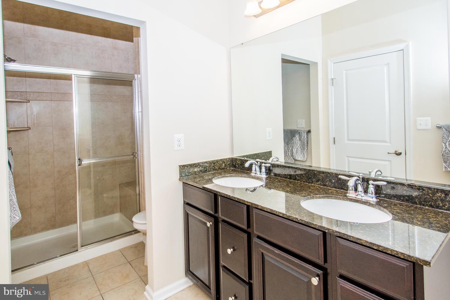 HOWARD SQUARE - Residential