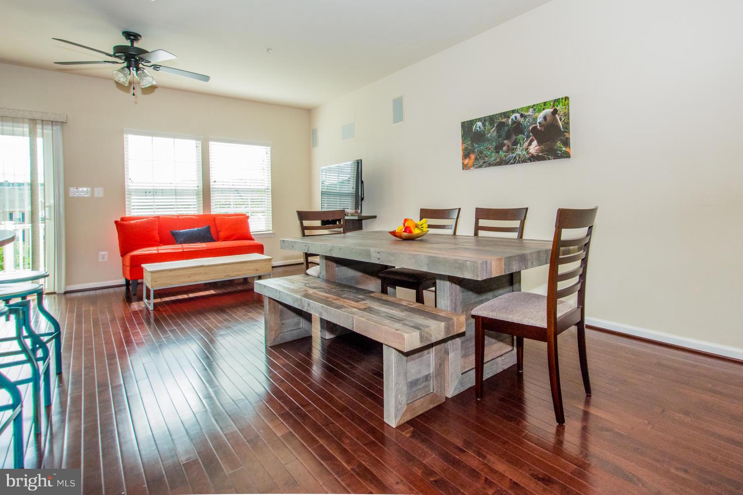 HOWARD SQUARE - Residential