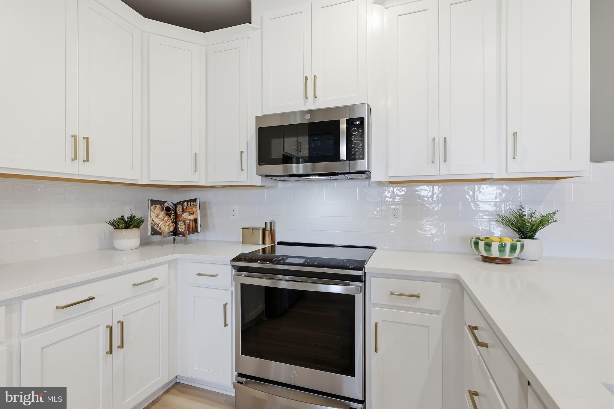 POTOMAC SHORES - Residential