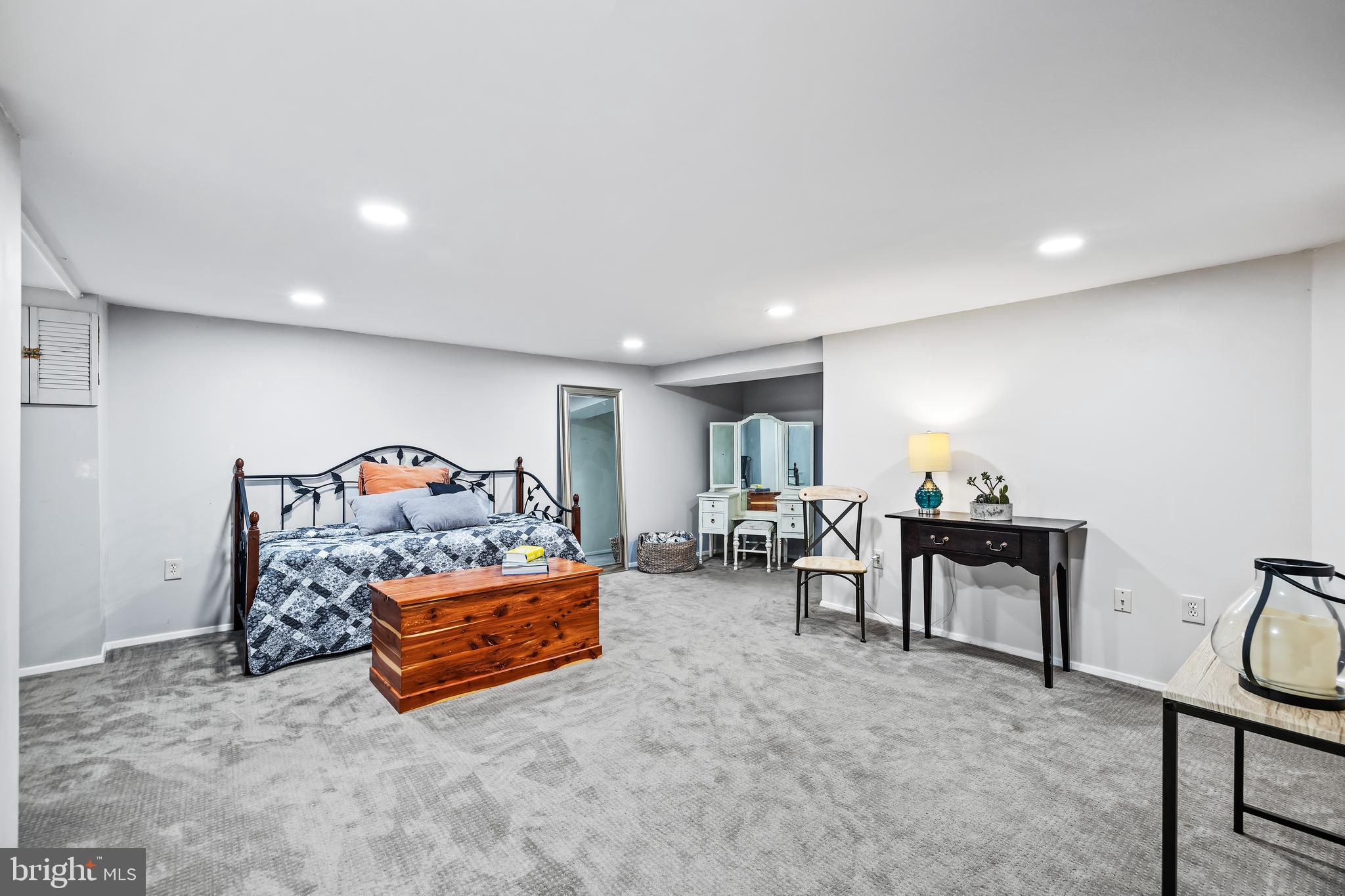 LOCH RAVEN VILLAGE - Residential