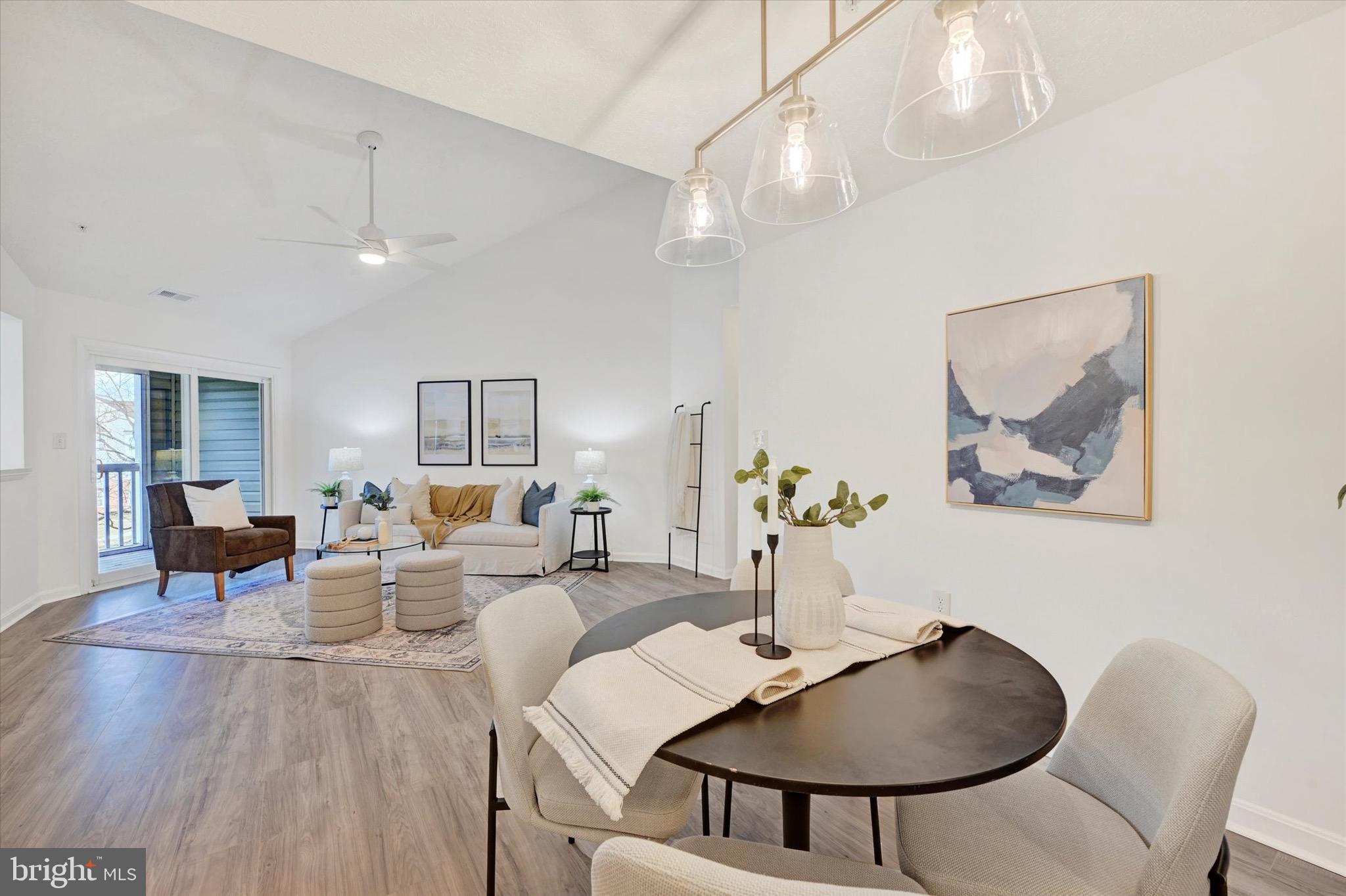 BAYLAND CONDO - Residential