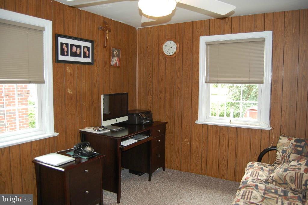 8TH WARD - Residential