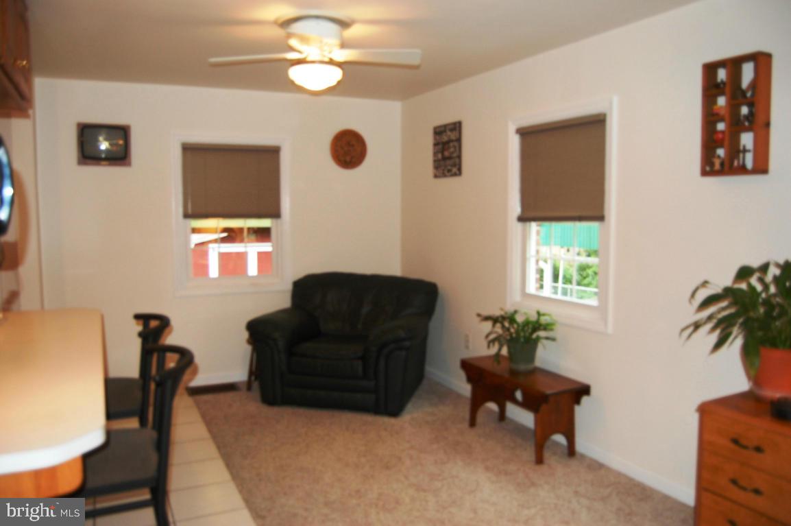 8TH WARD - Residential