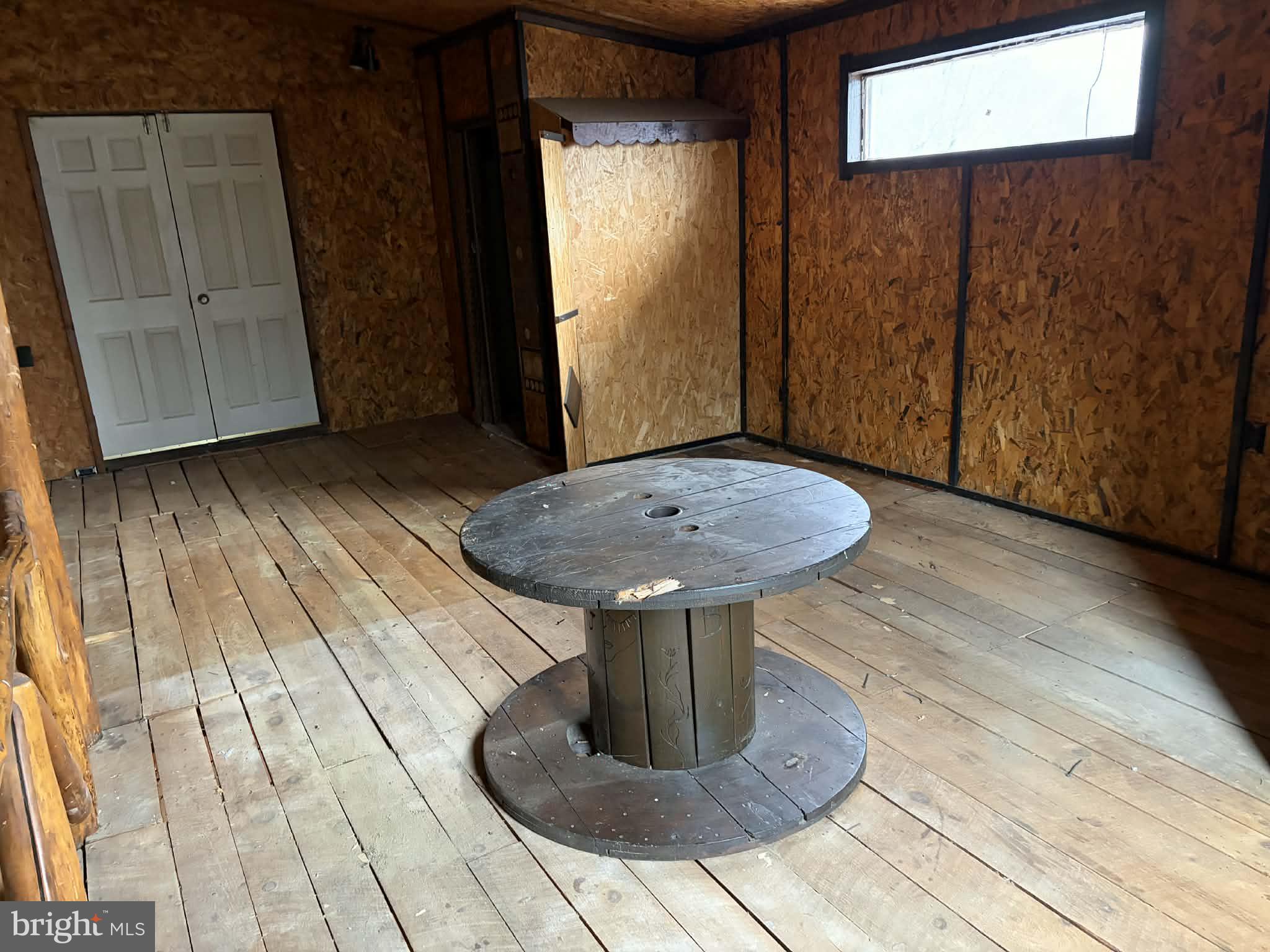 RUSHING RIVER FARMS - Residential