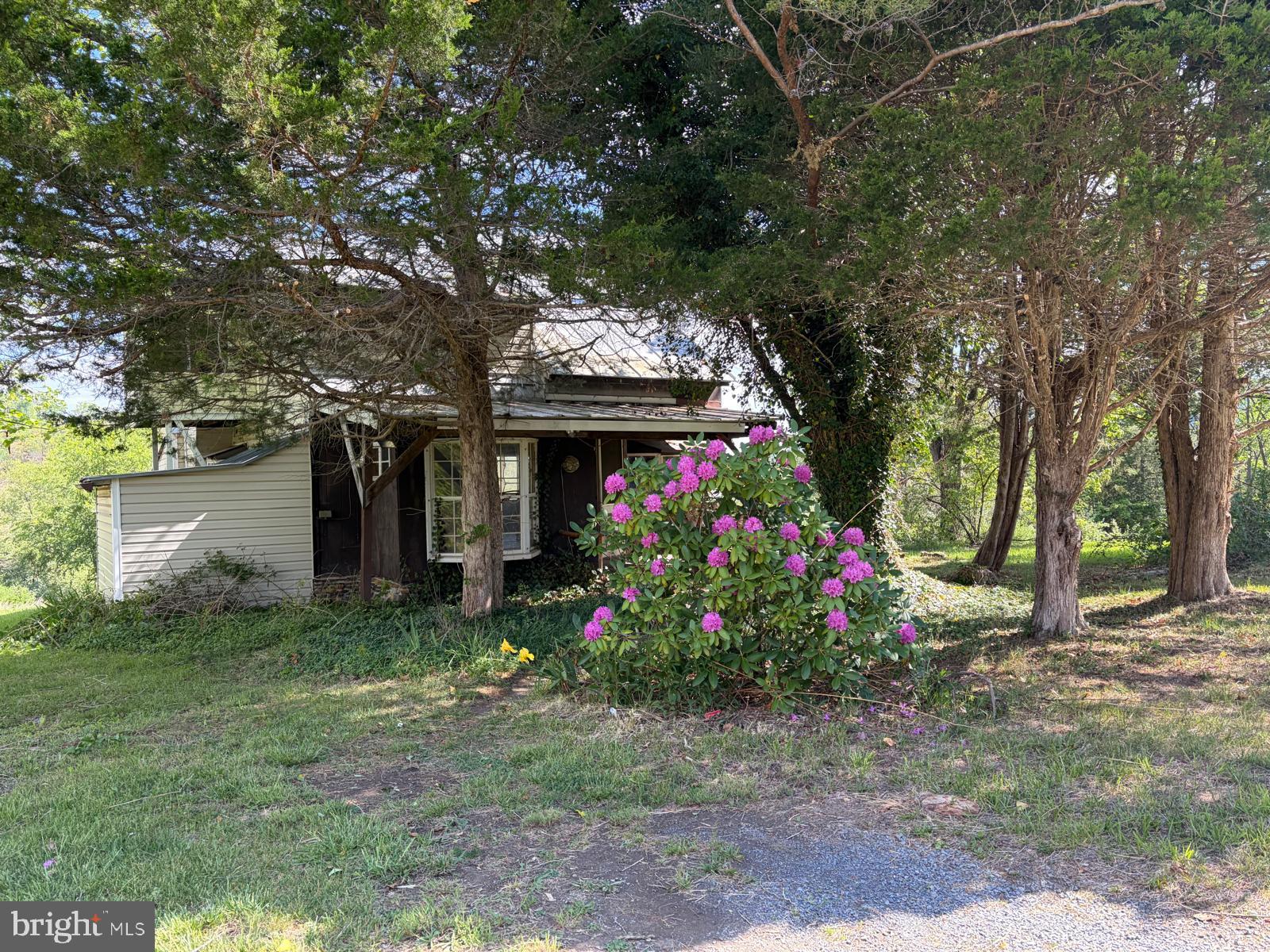 RUSHING RIVER FARMS - Residential