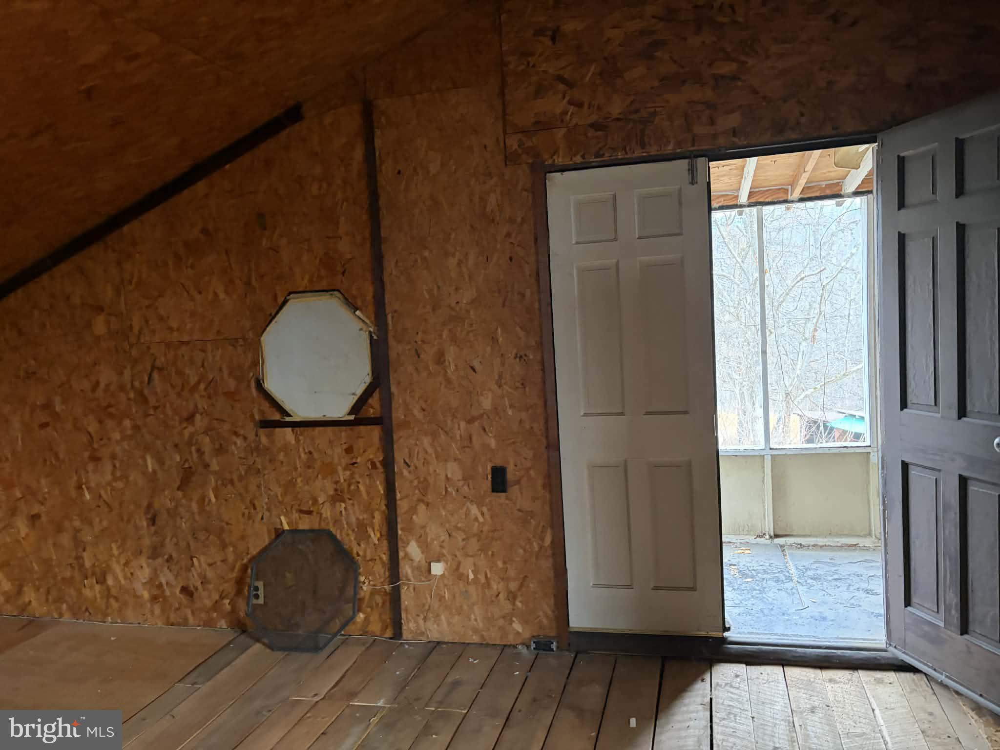 RUSHING RIVER FARMS - Residential