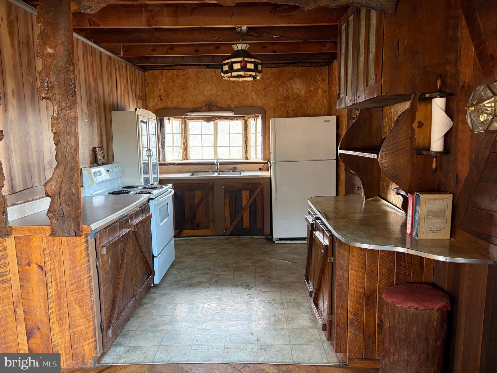 RUSHING RIVER FARMS - Residential