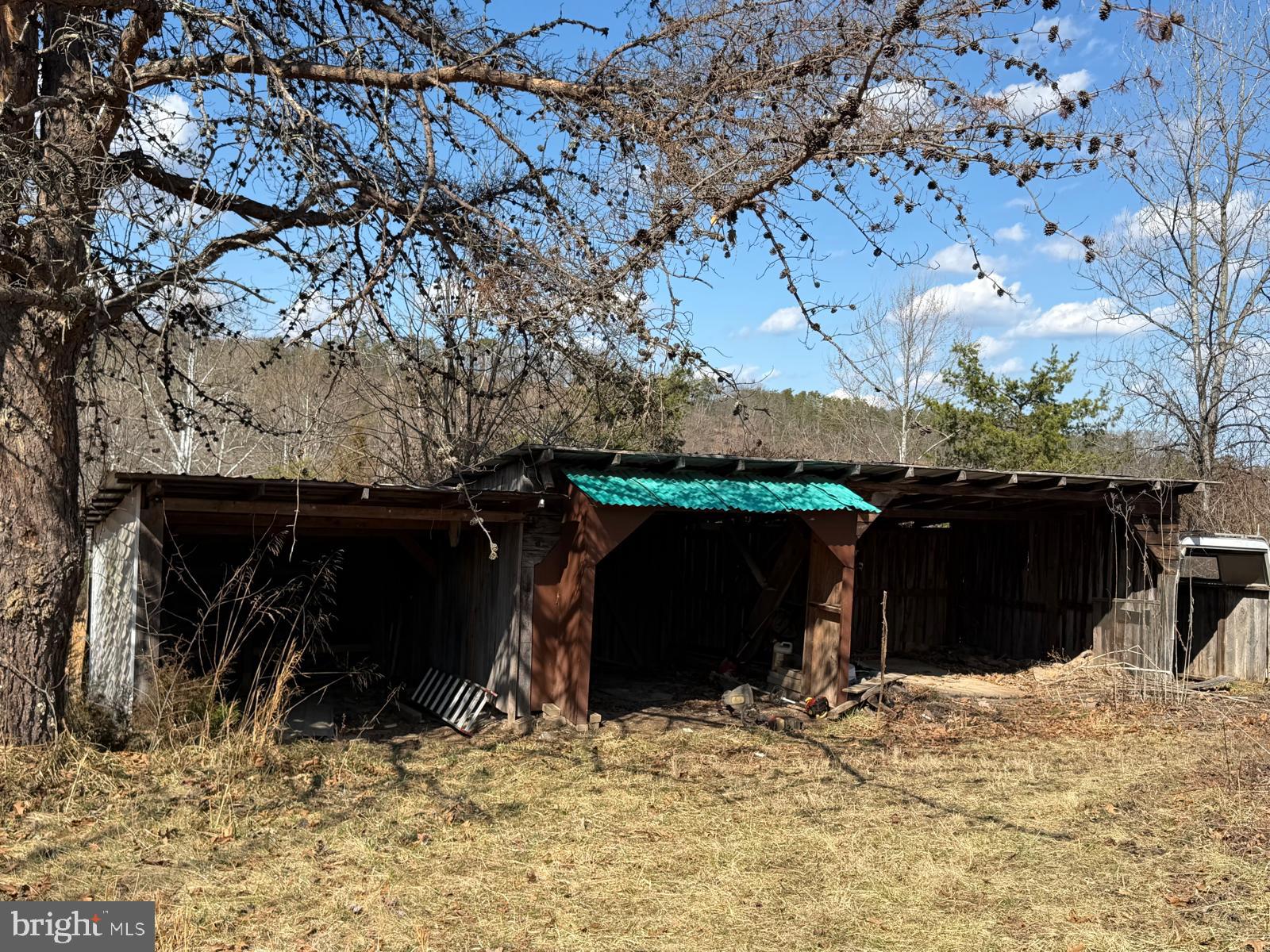 RUSHING RIVER FARMS - Residential