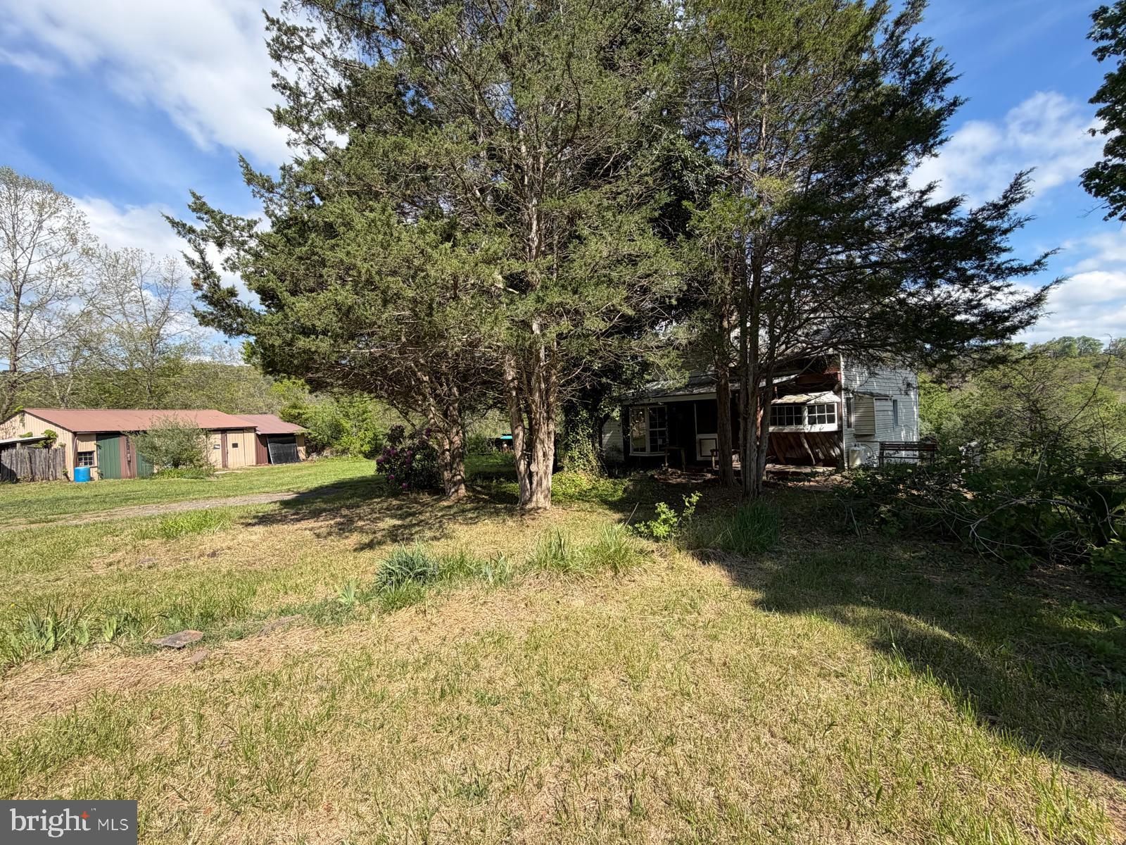 RUSHING RIVER FARMS - Residential