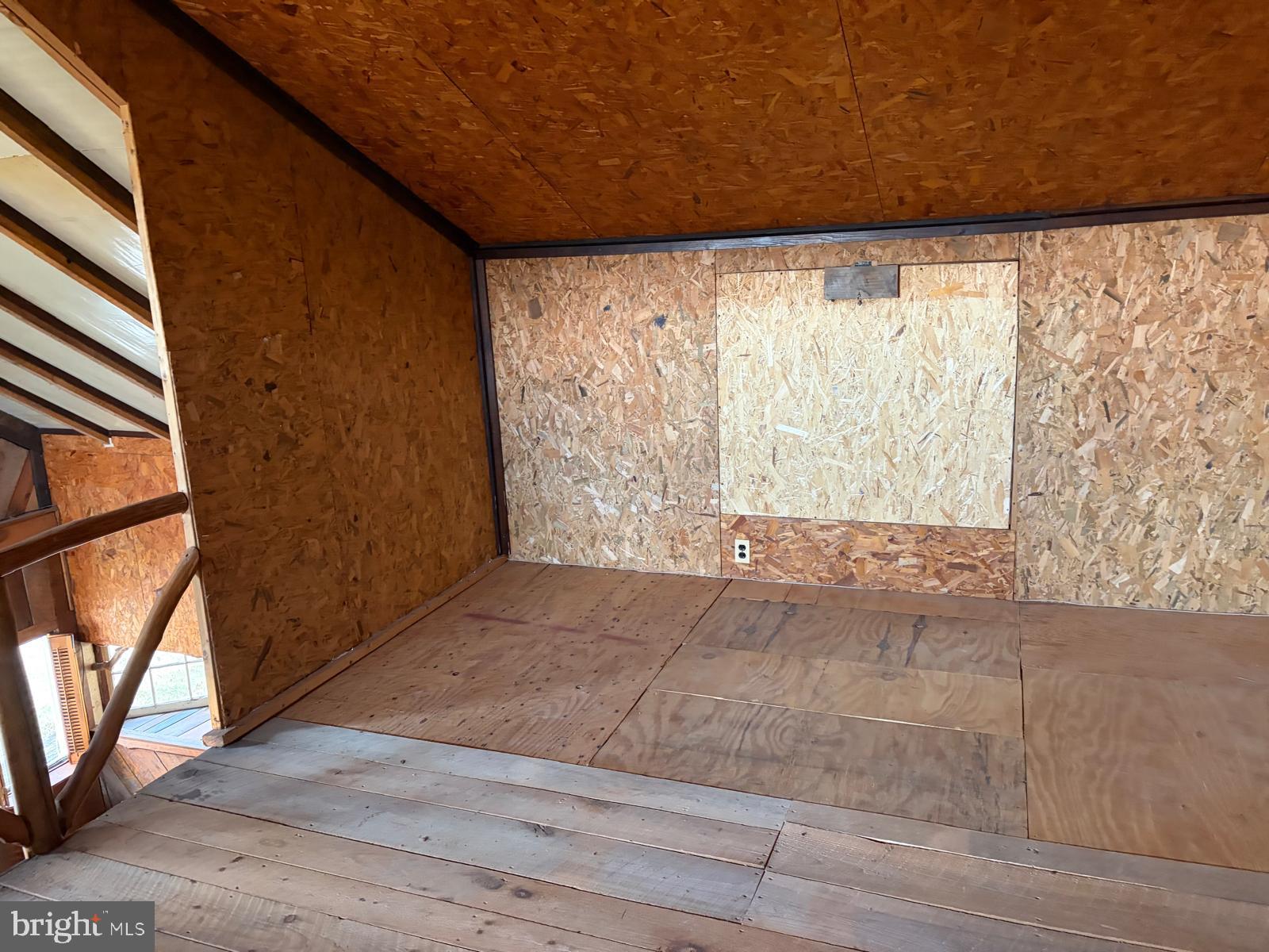 RUSHING RIVER FARMS - Residential