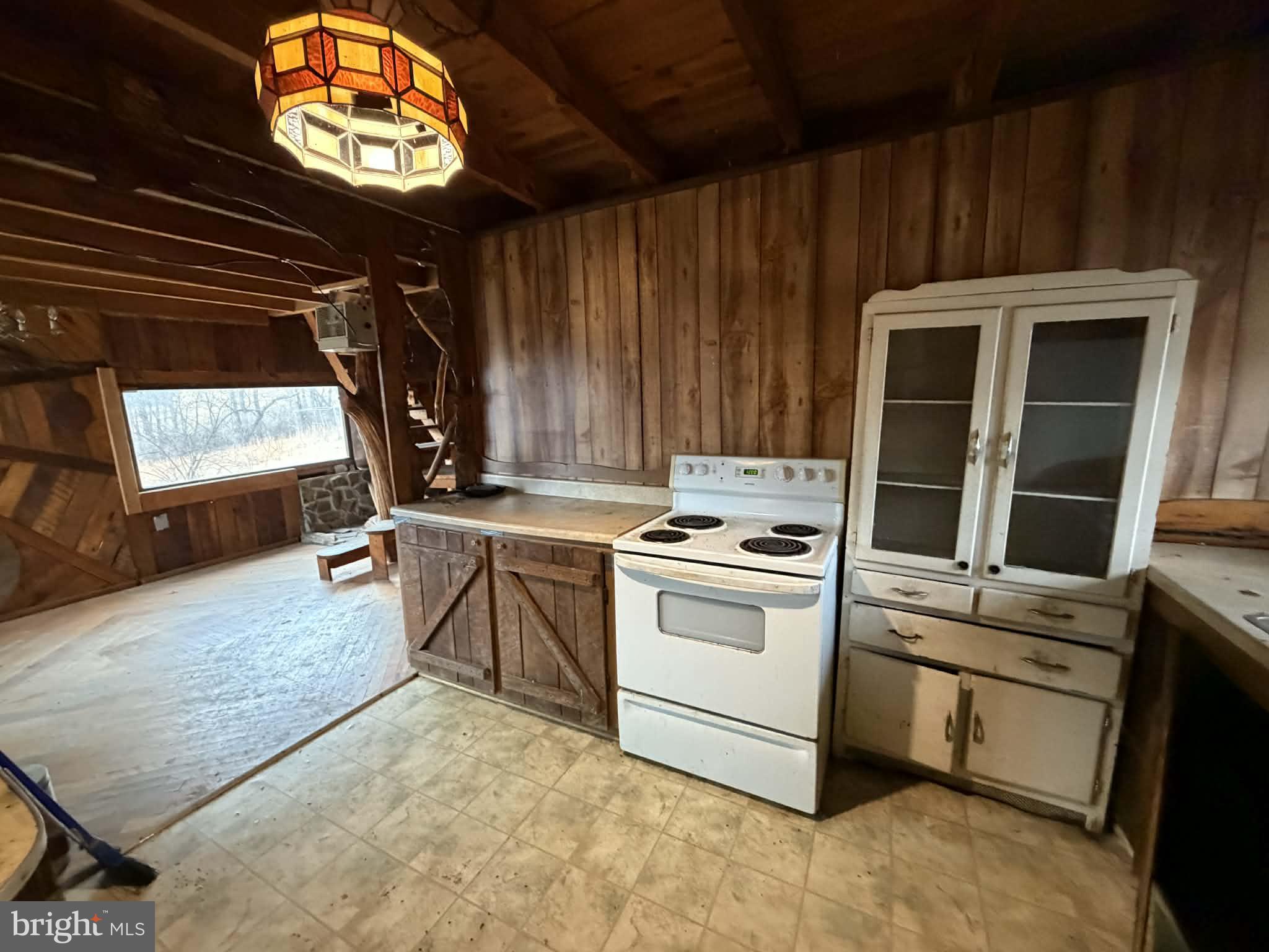 RUSHING RIVER FARMS - Residential