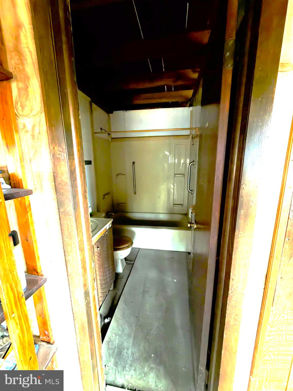 RUSHING RIVER FARMS - Residential