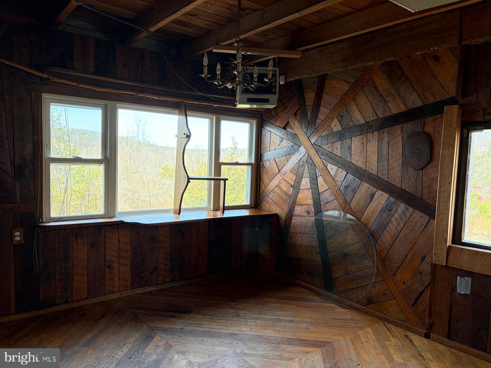 RUSHING RIVER FARMS - Residential