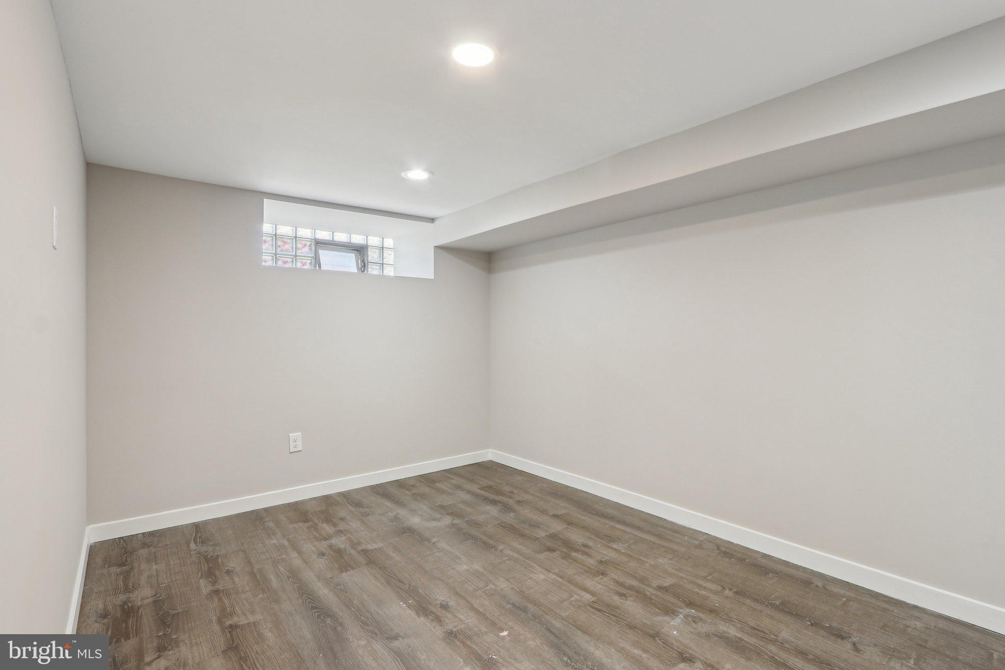 MELROSE PARK GARDENS - Residential