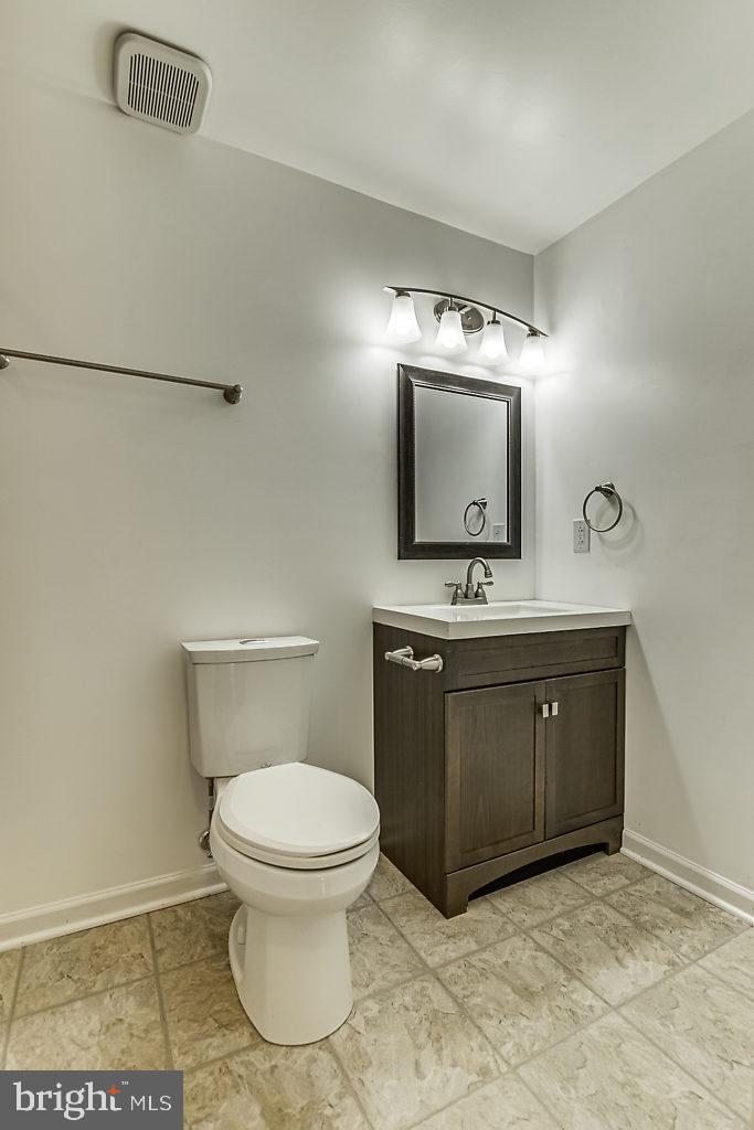 STONE CROSSING - Residential Lease