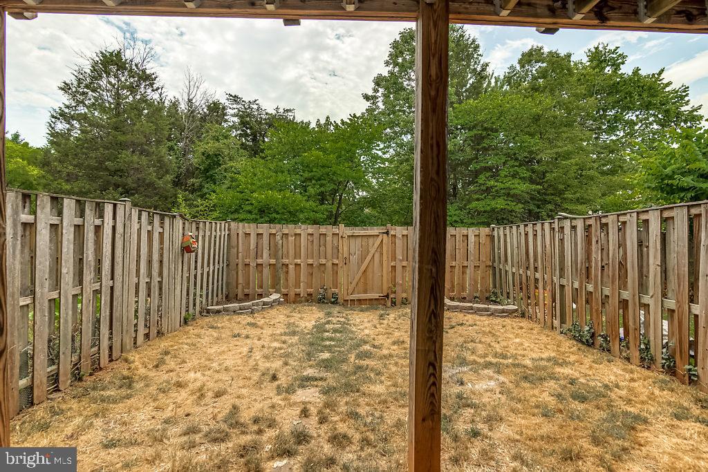 STONE CROSSING - Residential Lease