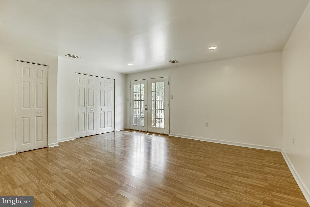 STONE CROSSING - Residential Lease