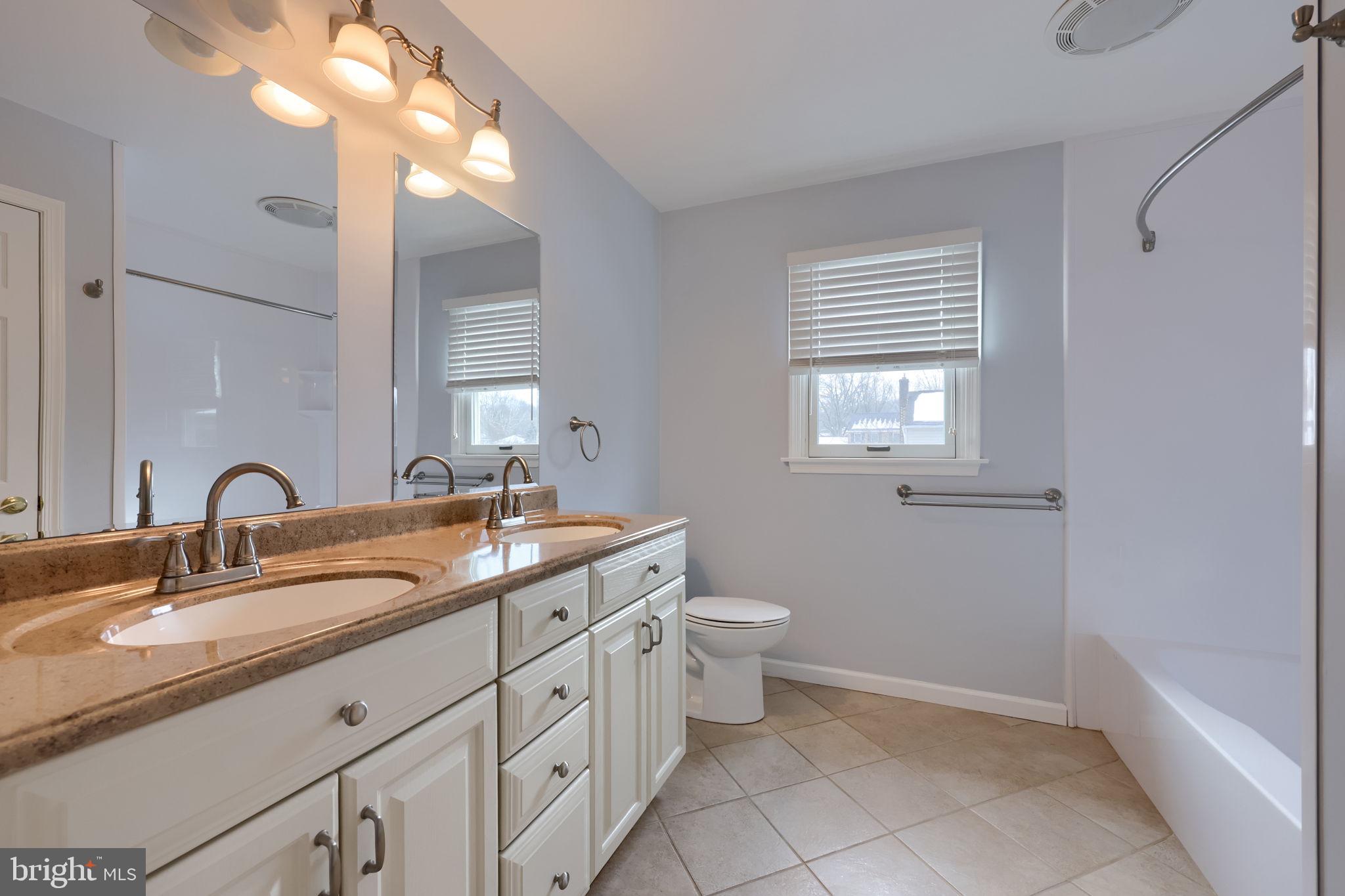 STONEWOOD FARMS - Residential