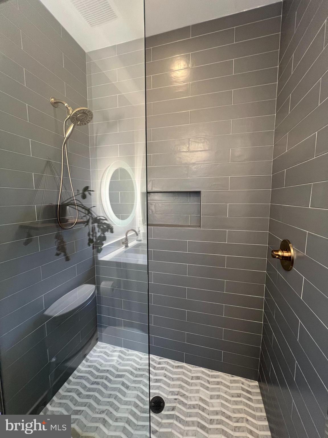 BROOKDALE - Residential