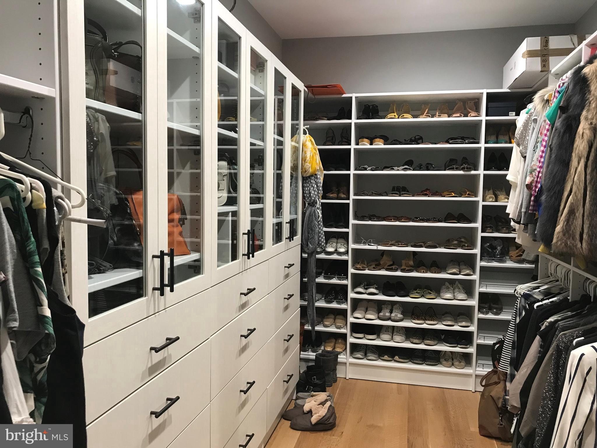 BROOKDALE - Residential