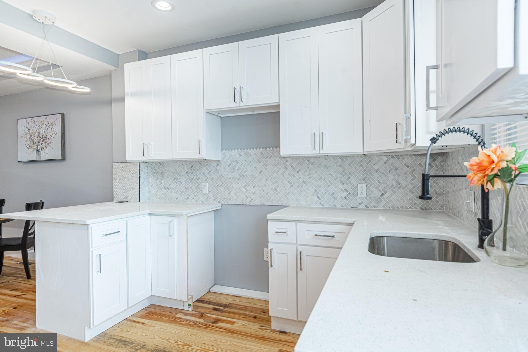 COLD SPRING NEWTOWN - Residential