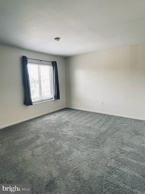 HUNTING RIDGE CONDOMINIUM - Residential Lease