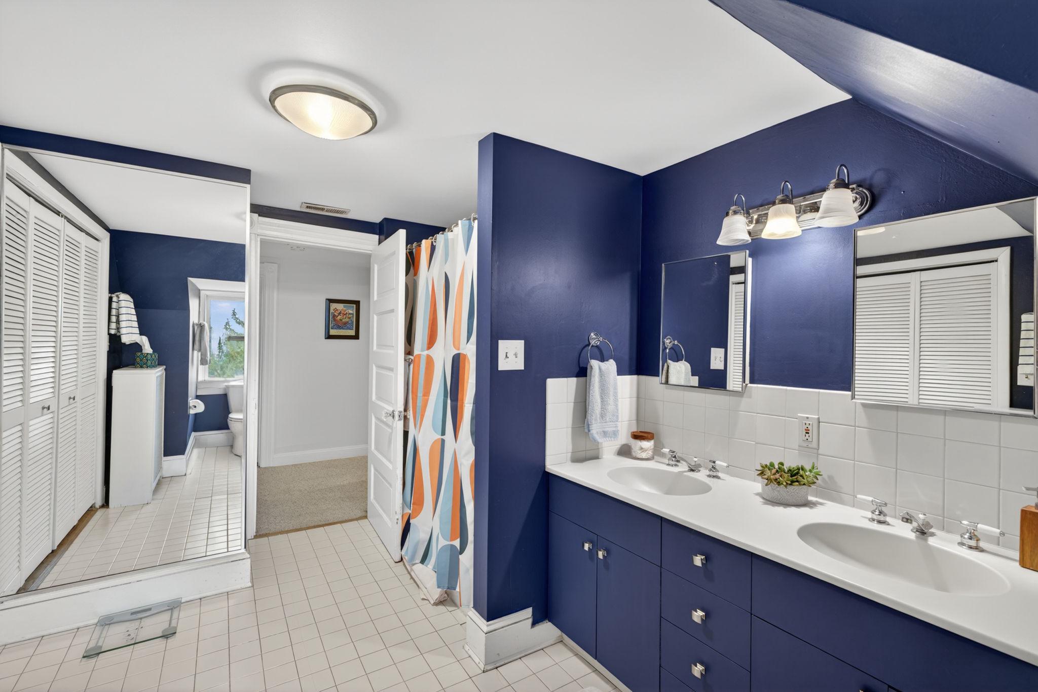RUXTON/WEST TOWSON - Residential
