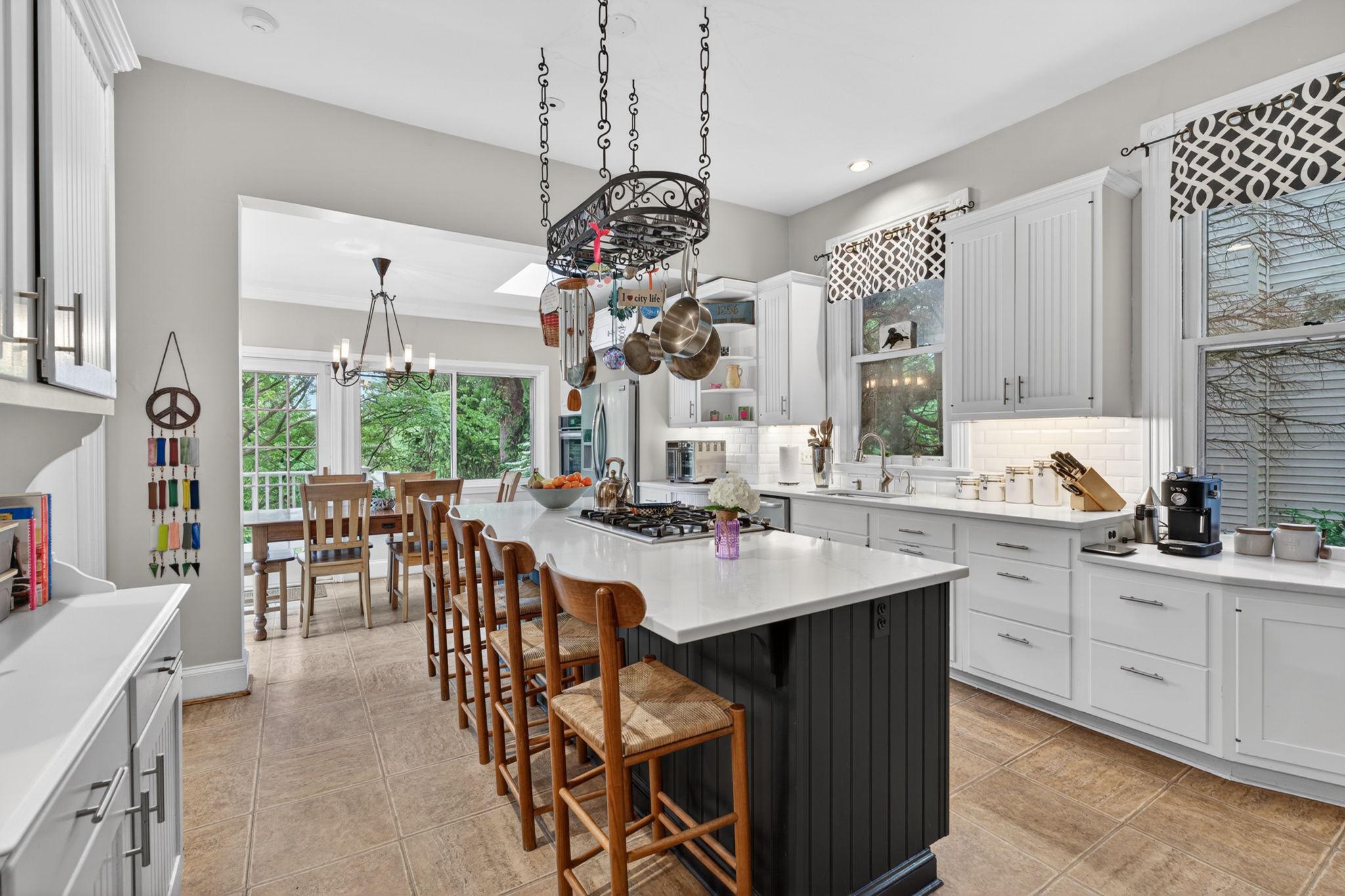 RUXTON/WEST TOWSON - Residential