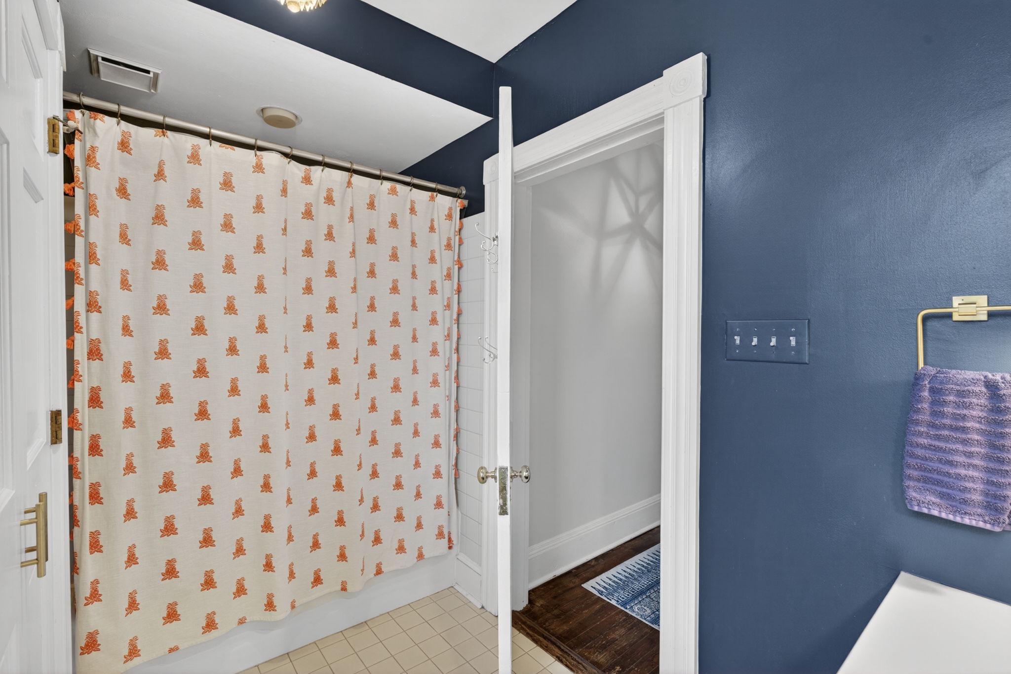 RUXTON/WEST TOWSON - Residential
