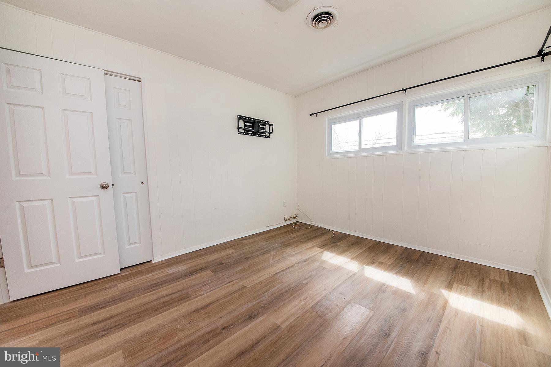 WILLOW WOOD - Residential