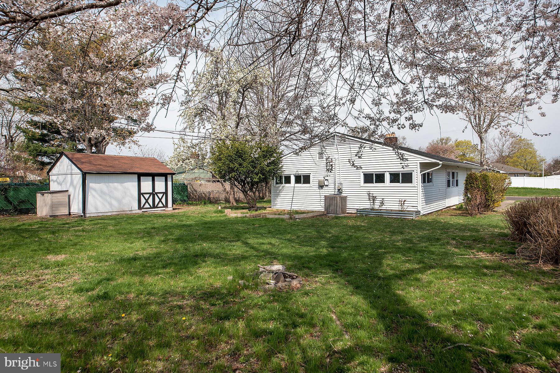 WILLOW WOOD - Residential