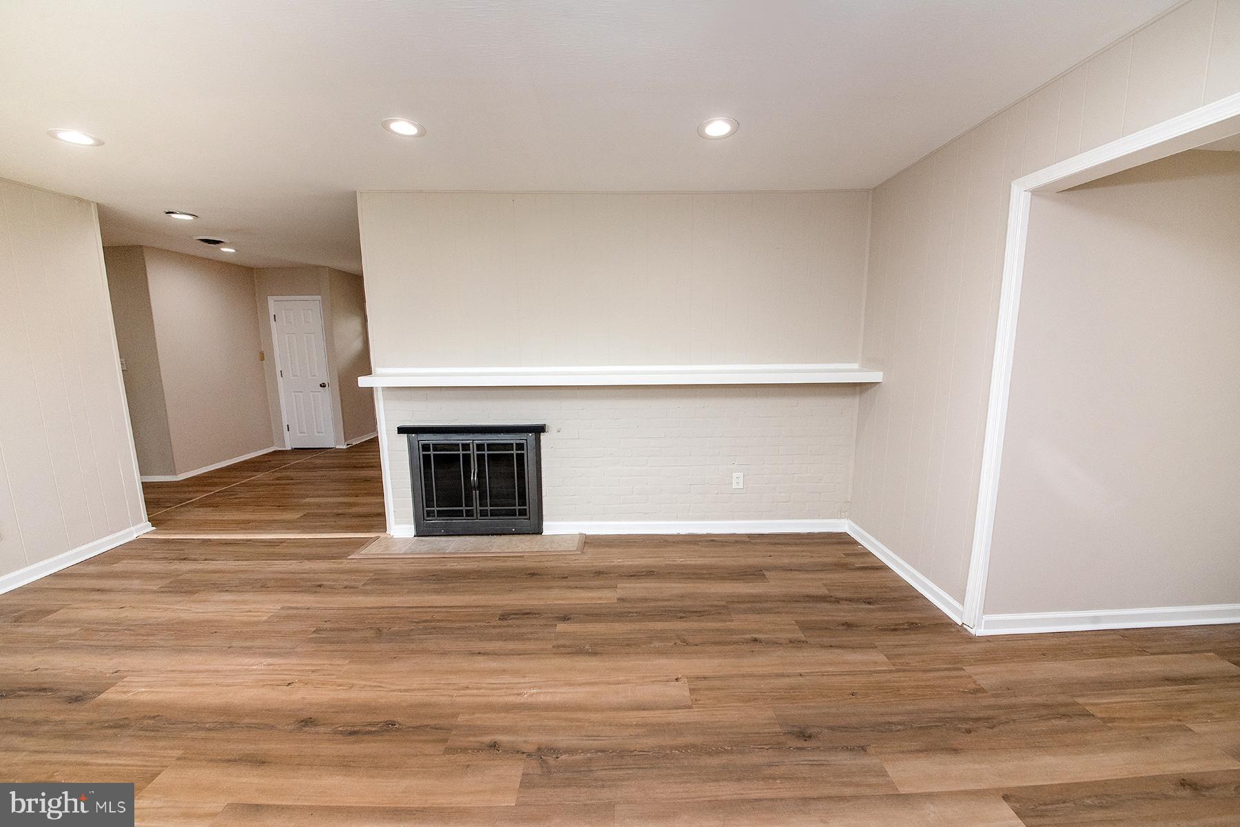 WILLOW WOOD - Residential