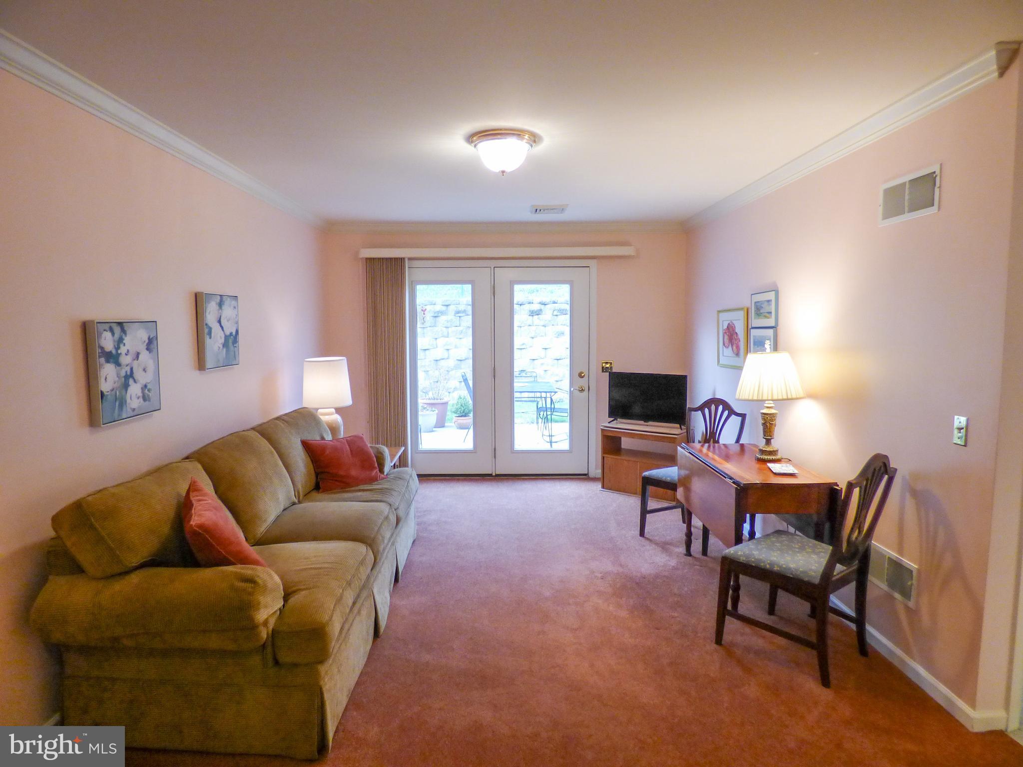 EQUINE MEADOWS - Residential