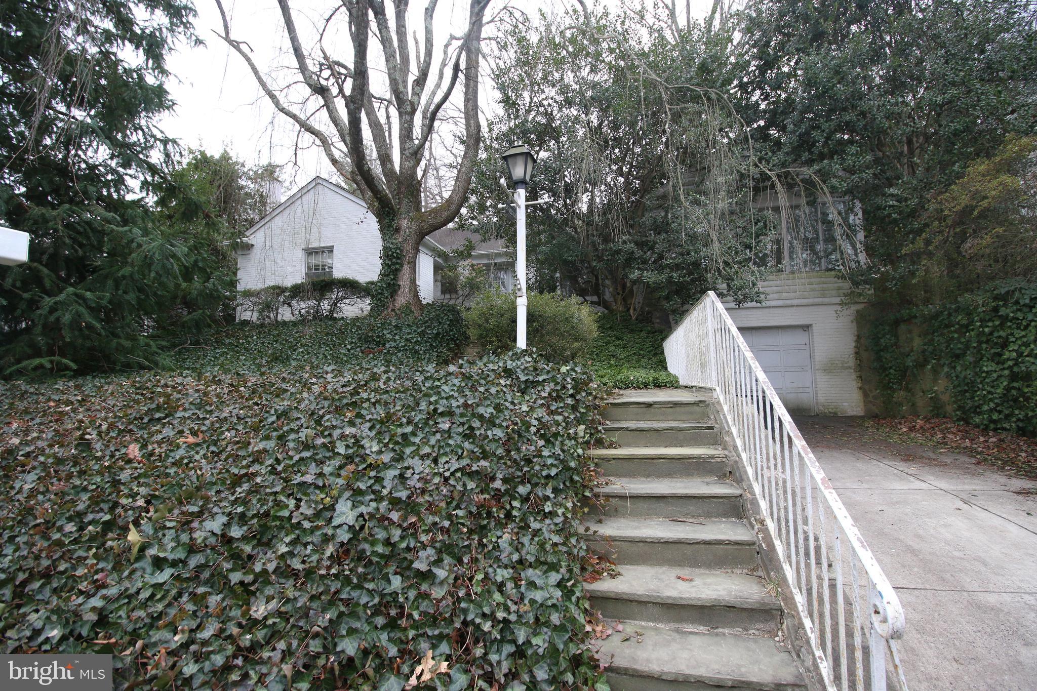 3020 N EDISON STREET