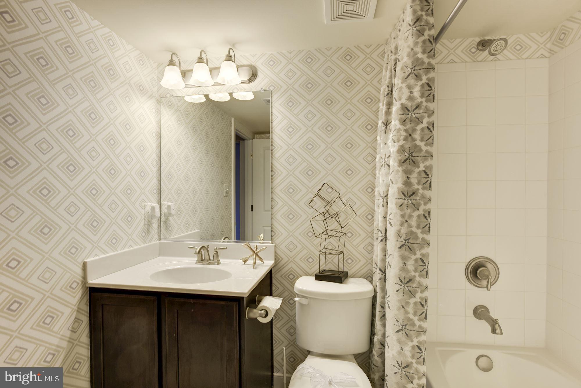 FOX MEADOWS - Residential