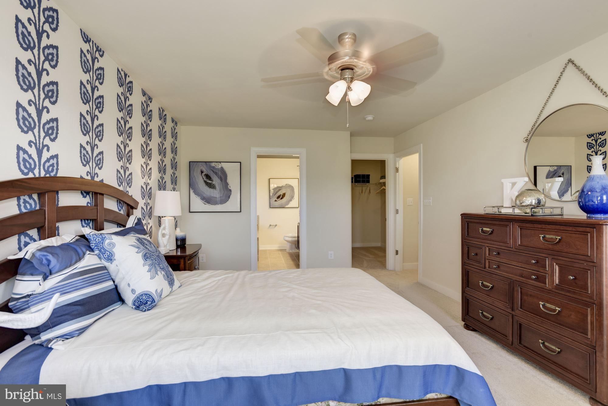 FOX MEADOWS - Residential